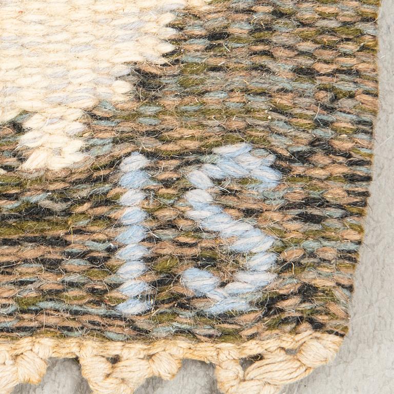 Ingegerd Silow, Rug, flat weave, signed, approximately 304x199 cm.