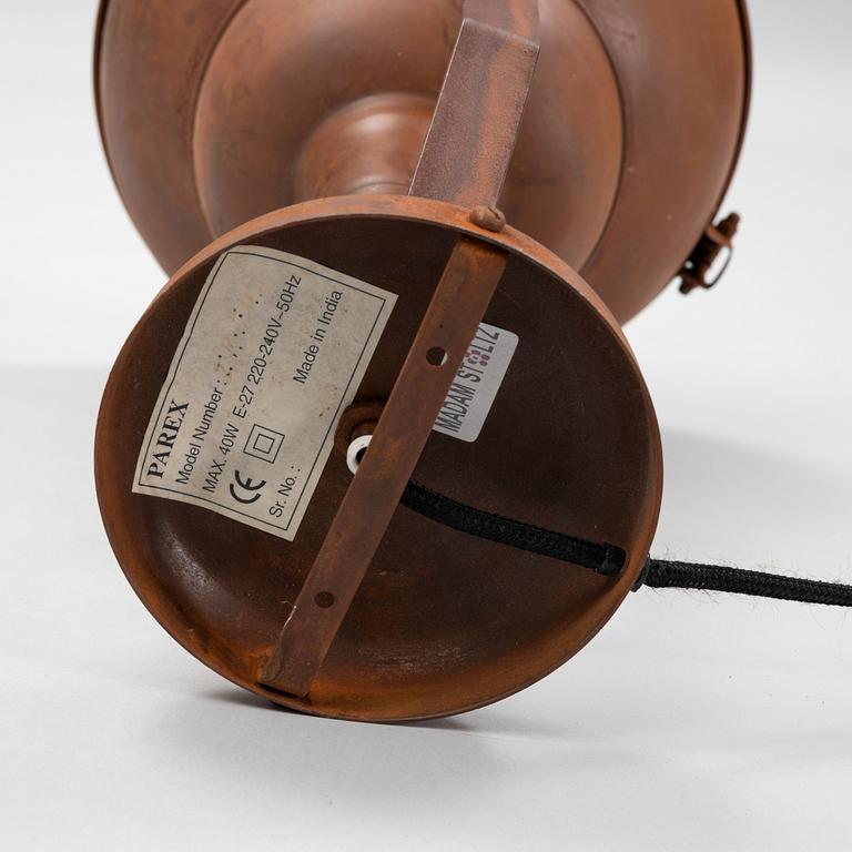 A industrial lamp, 20th century.