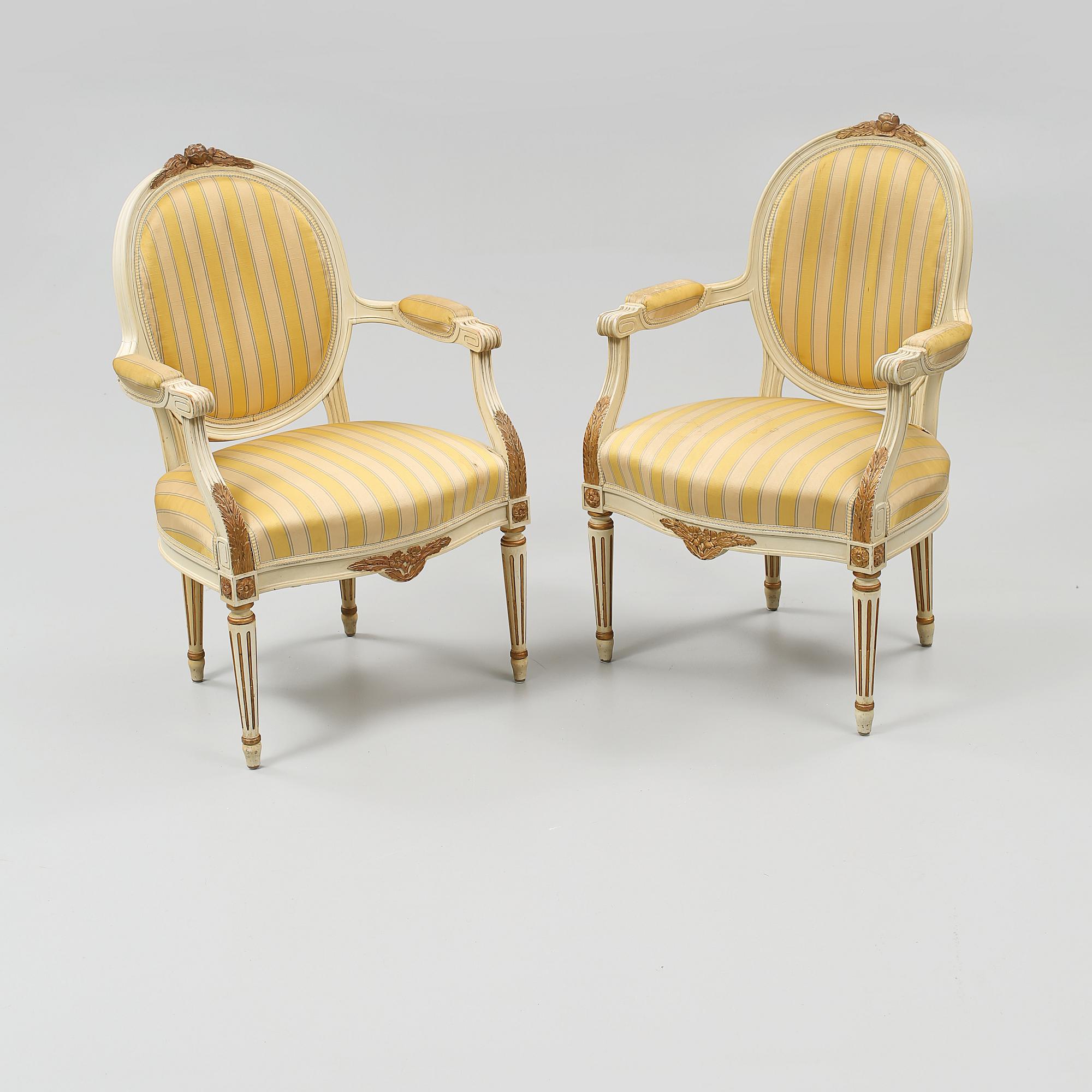 KARMSTOLAR, ett par, Louis XVI-stil, 1900-talets mitt/andra hälft.