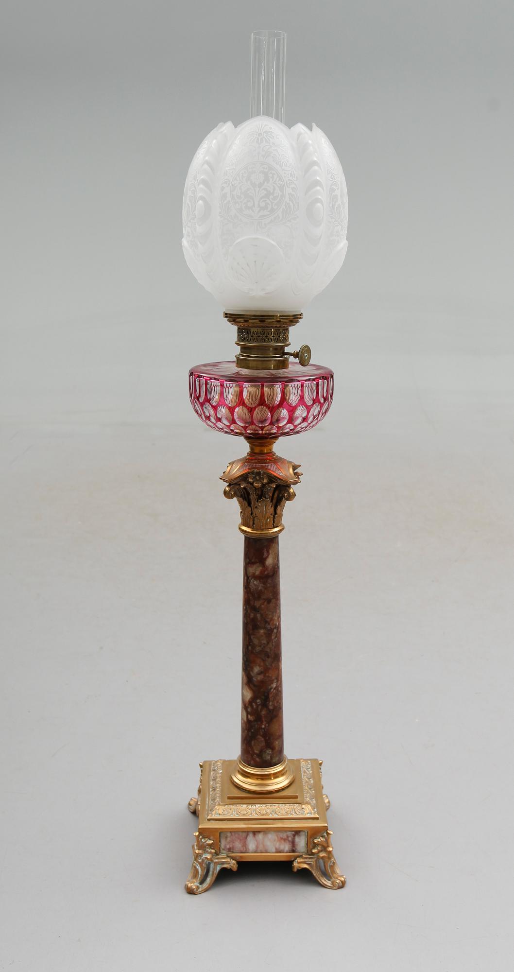 BORDSFOTOGENLAMPA, marmor och mässing, 1800-/1900-tal.