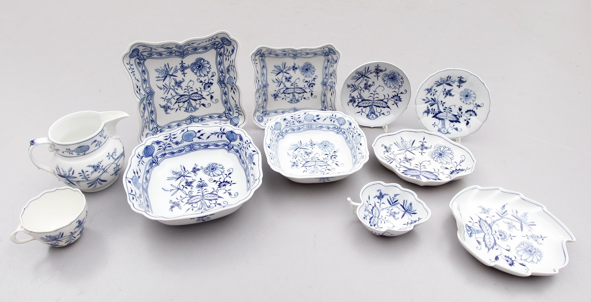SERVISPORSLIN, 17 delar, Meissen, 1900-talets andra hälft.