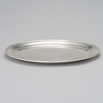 A RUSSIAN SILVER TRAY, Moscow 1893, Ovtchinnikov. Weight 669 g.