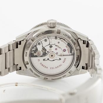 Omega, Seamaster 300, Master Co-Axial, Chronometer, armbandsur, 41 mm.