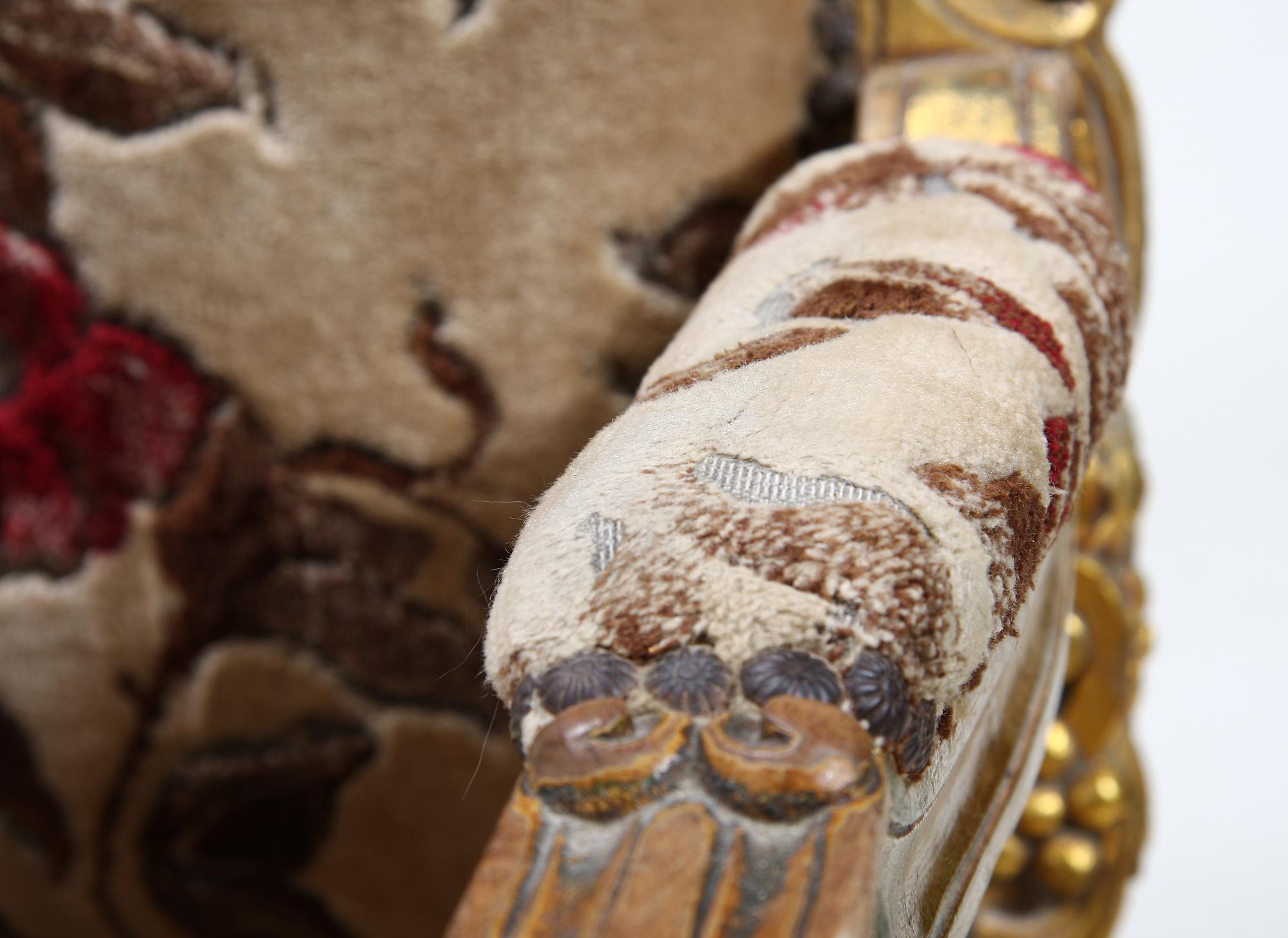 FÅTÖLJER ett par. Louis XV-stil, 1900-tal.