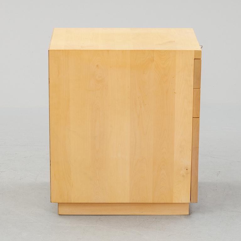 Alvar Aalto, a late 20th century '297' drawer unit for Artek.