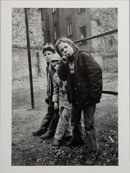 Peter de Ru, "Pojkar i Östberlin, 1977".