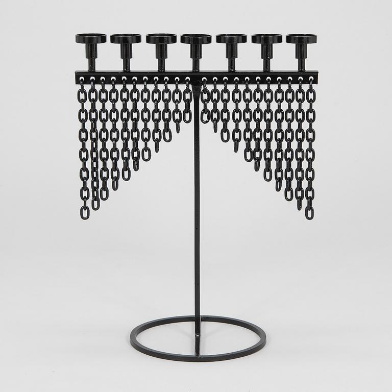 Kaija Aarikka, kynttilänjalka.