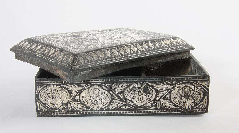 VAS, ASKAR OCH SKÅL, 4 delar, metall, Orientaliskt.