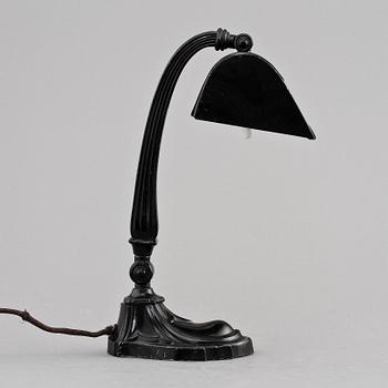 BORDSLAMPA, 1900-talets första kvartal.