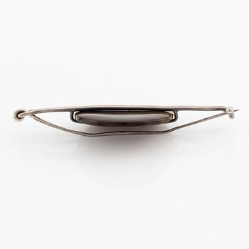 Vivianna Torun Bülow-Hübe, a brooch, sterling silver with horn.