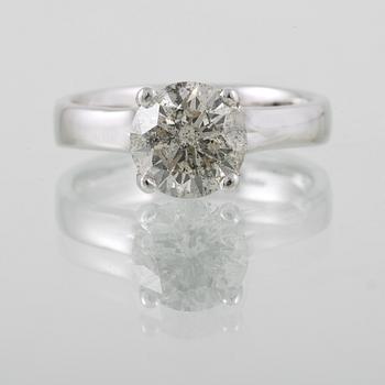 RING, 18K vitguld med briljantslipad diamant ca 2.20 ct. Vikt 6,2 gram.