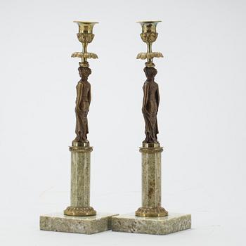 LJUSSTAKAR, ett par, empirestil.