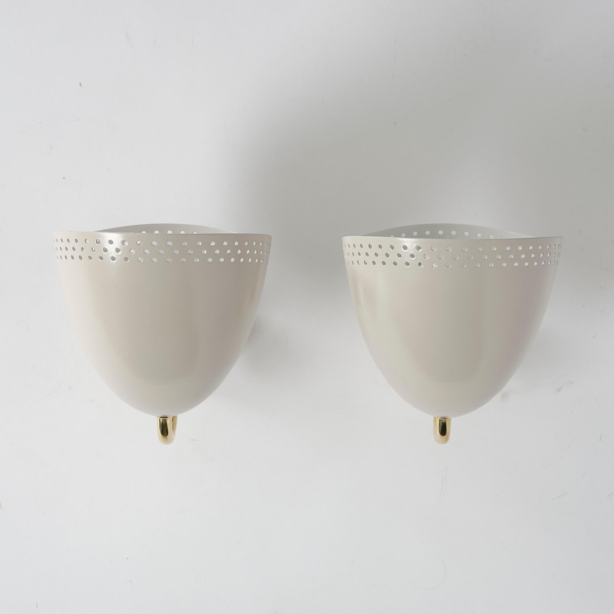 Hans Bergström, a pair of wall lamps, model "311", ed. 3/6 & 4/6, ateljé Lyktan, Edition Bukowskis 2025.