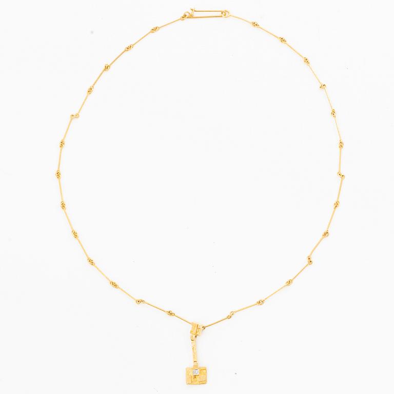 Björn Weckström, Necklace, 18K gold with an octagonal-cut diamond, for Lapponia. Finland, 1978.