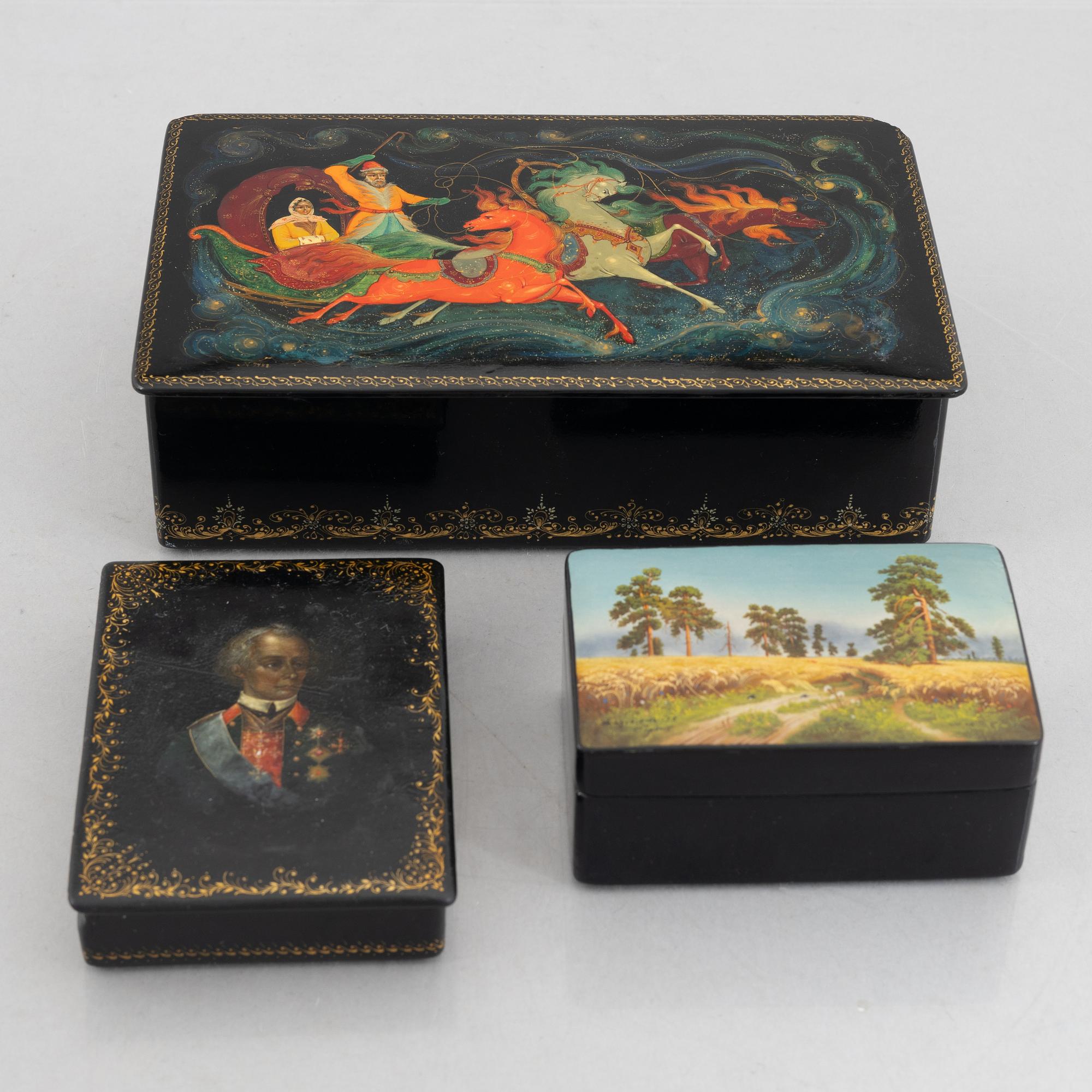 Three lacquer-ware boxes, Russia, 19th/20th century.