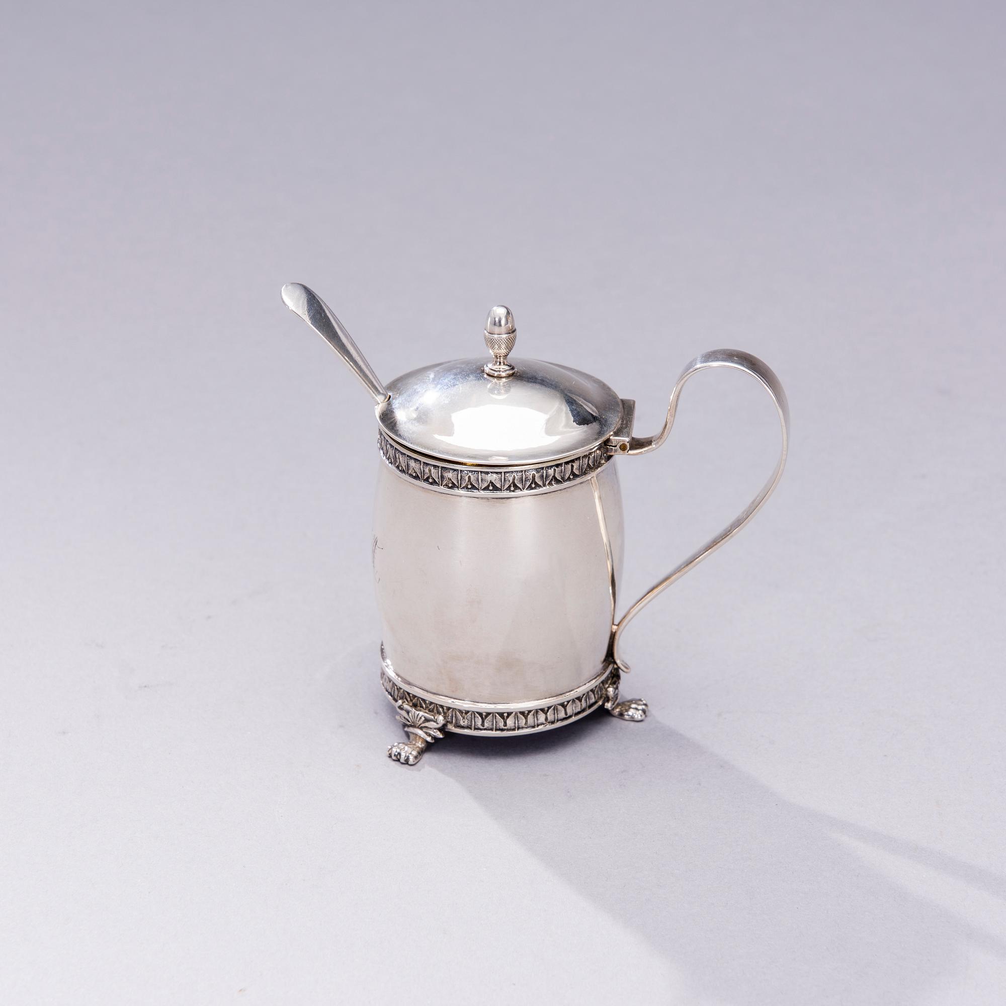 SENAPSKANNA, silver, Petter Adolf Sjöberg (1798-1833), Stockholm 1825. SKED, silver, London 1902. Tot. vikt 102 g.