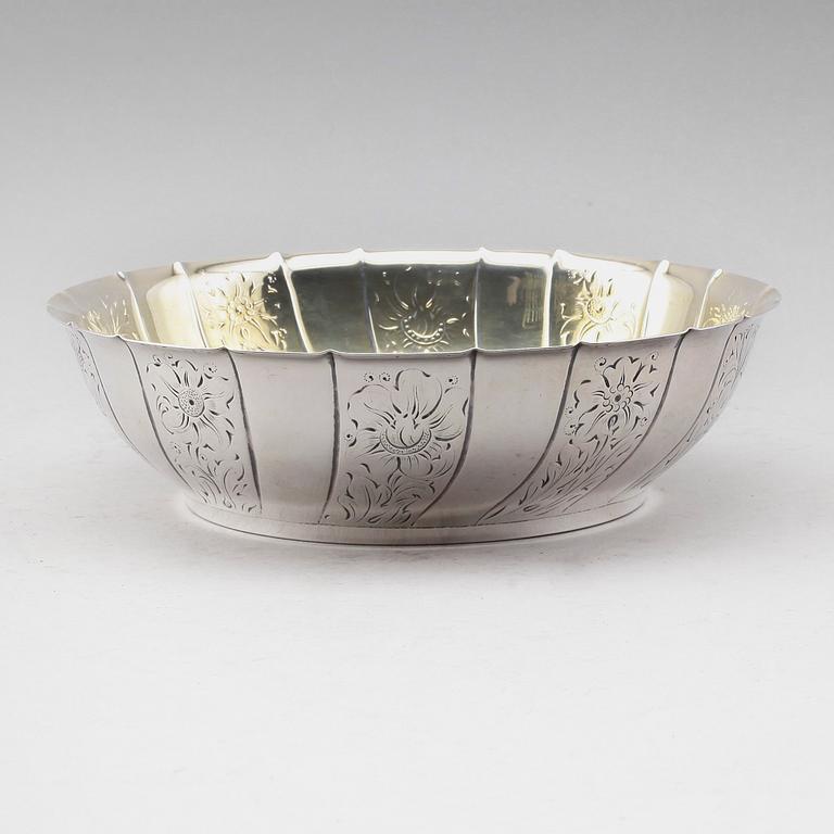SKÅL, silver, GAB, Stockholm 1949. Vikt ca 279 gram.