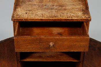 POTTSKÅP, sengustavianskt, tidigt 1800-tal.