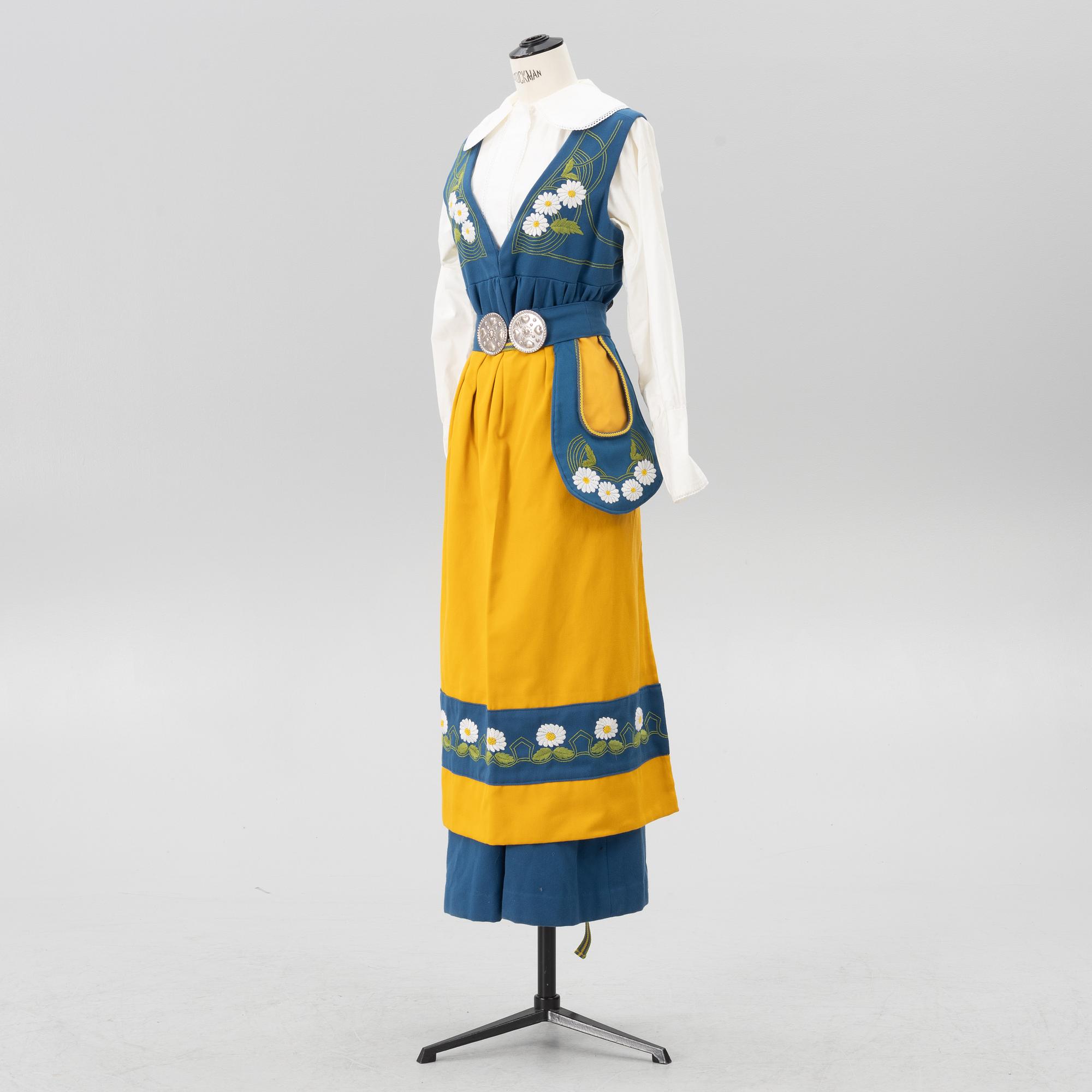A Swedish folklore costume, end of the 20th century.