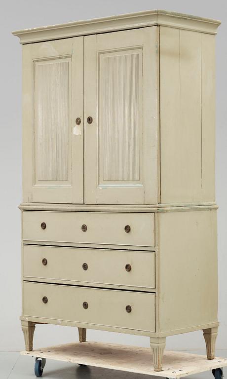 SKÅP. Gustavianskt provinsarbete, omkring år 1800.