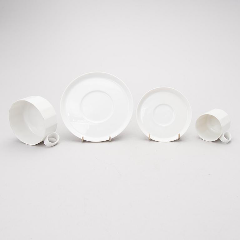 A 53 piece "Winterreise" & "Polygon"  dinner/coffee set by Rut Bryk and Tapio Wirkkala for Rosenthal. Late 20th century.