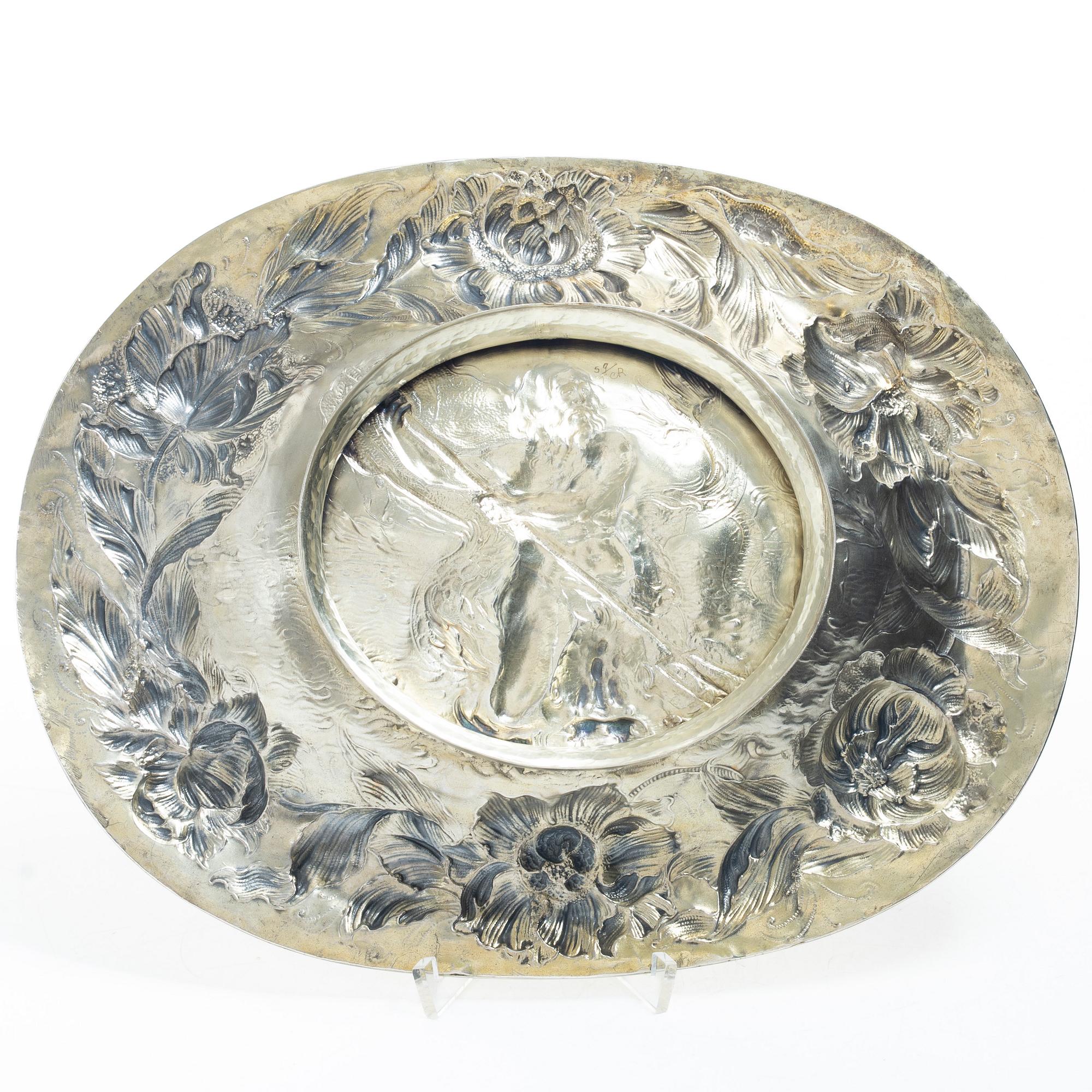 A Northern Europe Baroque silver plate, unmarked. 17th/18th century.