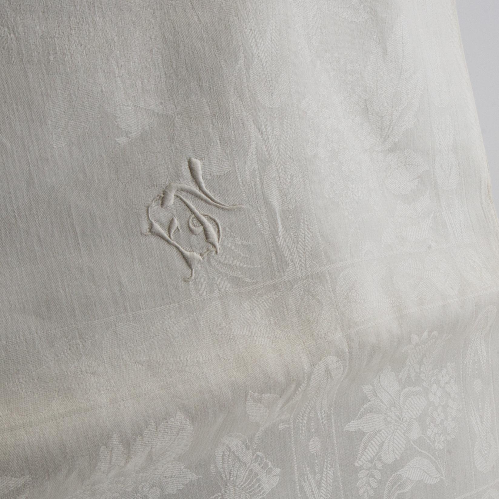 Tablecloths 4 pcs early/mid 20th century damask.