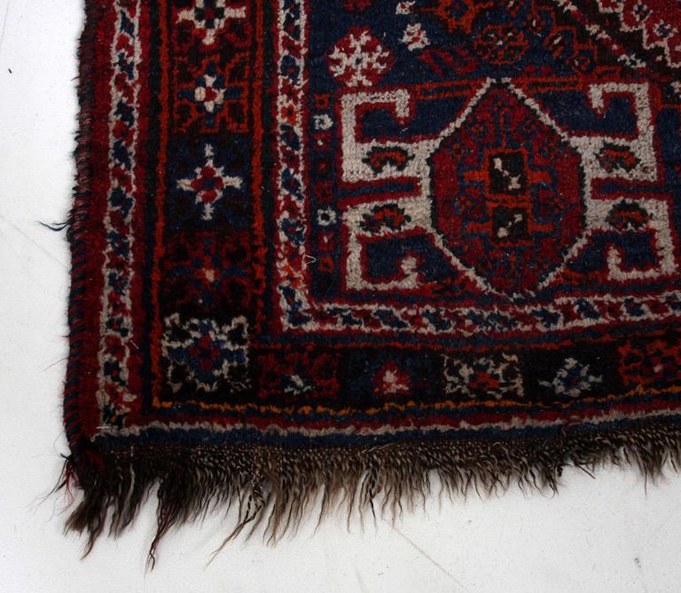 MATTA, orientalisk. 154 x 109.