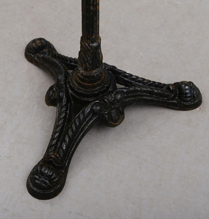 TRÄDGÅRDSBORD, 1900-talets andra hälft.