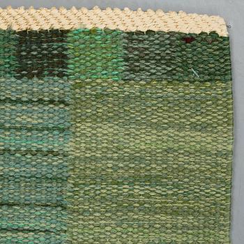 Marianne Richter, matta, "Fasad, grön II", rölakan, ca 240-241,5 x 187-189,5 cm, signerad AB MMF MR.