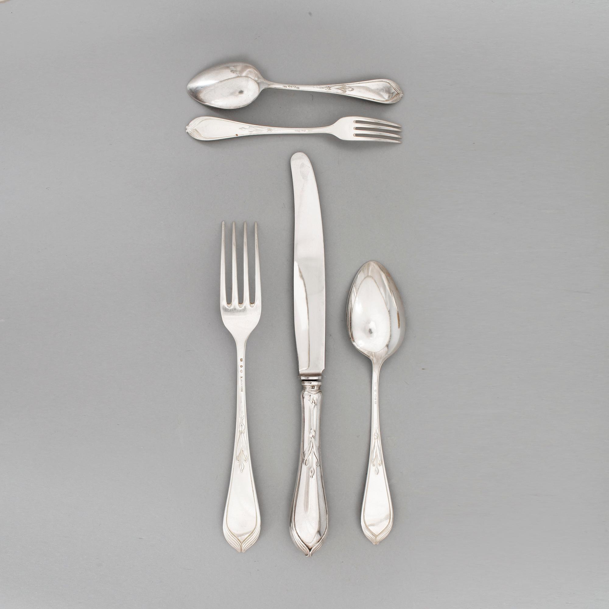 BESTICKSERVIS, 126 delar, silver, "Tulpan", K. Anderson, Stockholm 1910-30-tal. Tot ca 6150 gram.