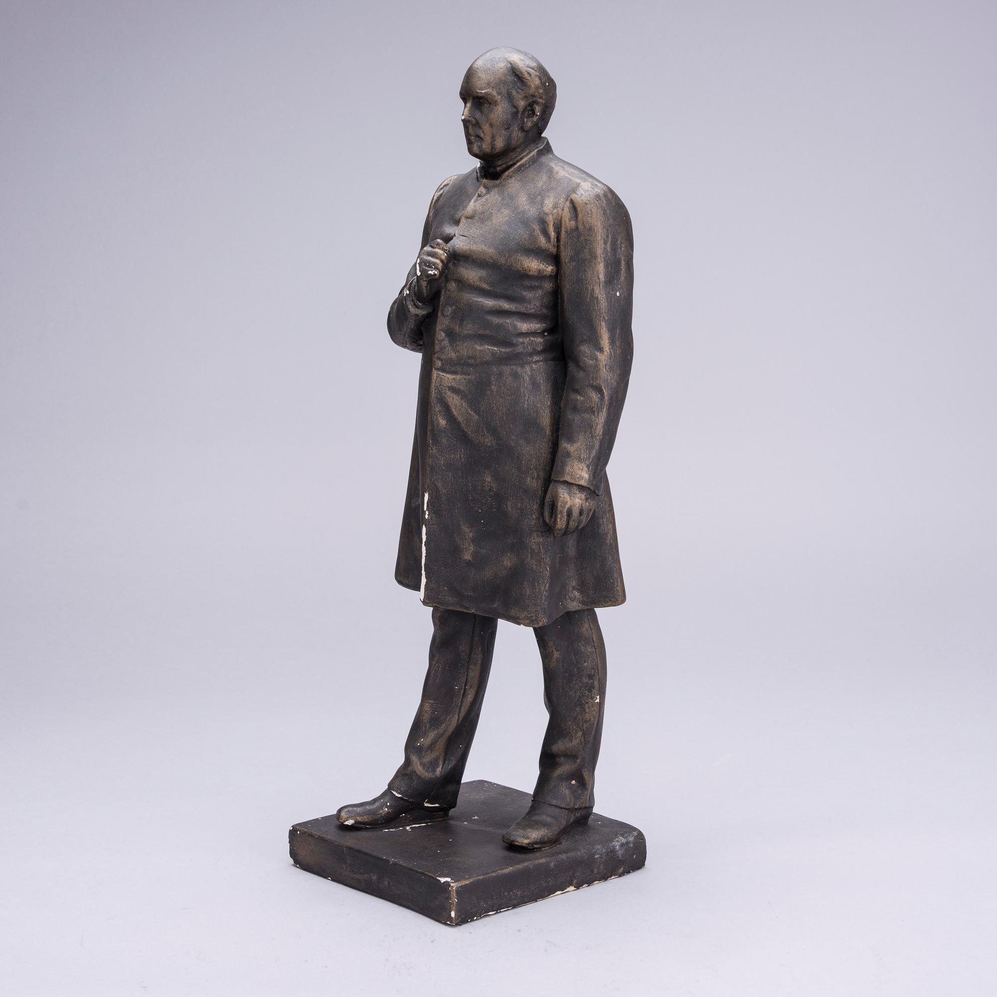 WALTER RUNEBERG, skulptur, patinerad gips, osignerad.