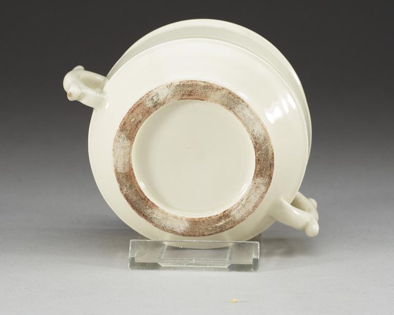 A blanc de chine censer, Qing dynasty.