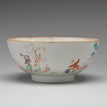 A famille rose punch bowl, Qing dynasty, Qianlong (1736-95).