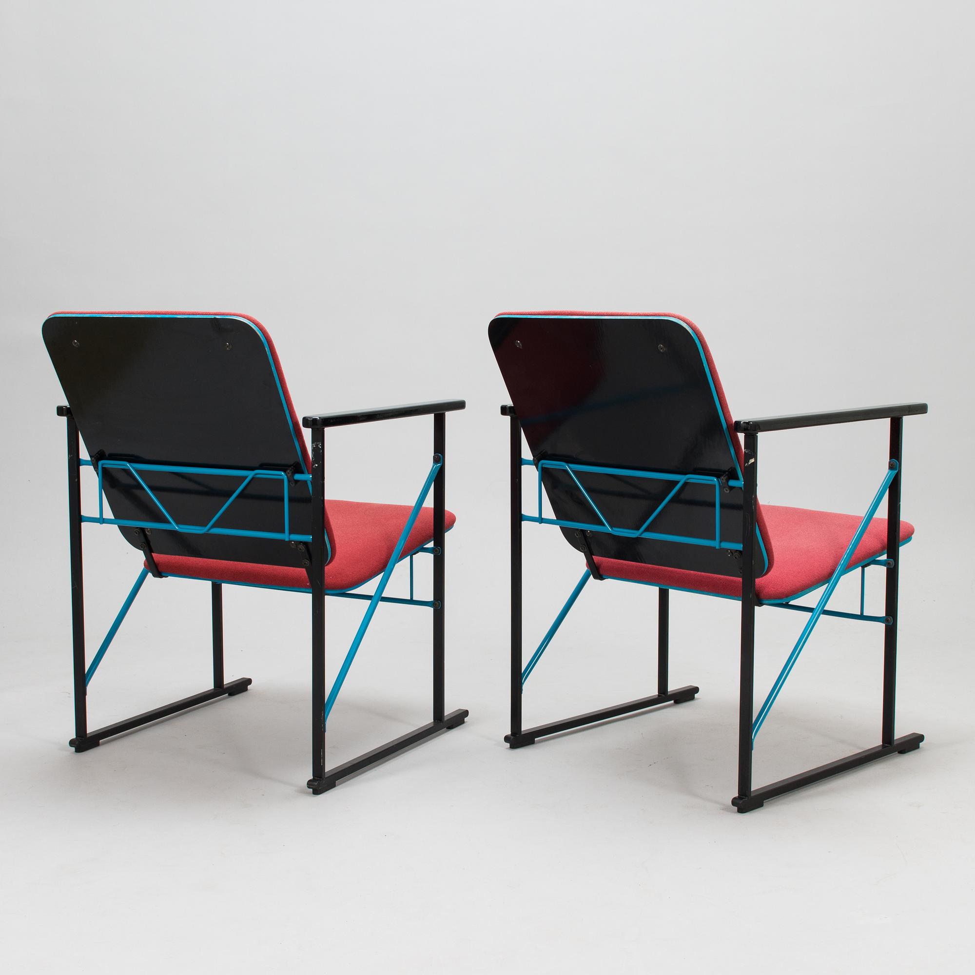 A pair of 1980s A500-series Armchairs and an ottoman by Yrjö Kukkapuro, Avarte, Finland.