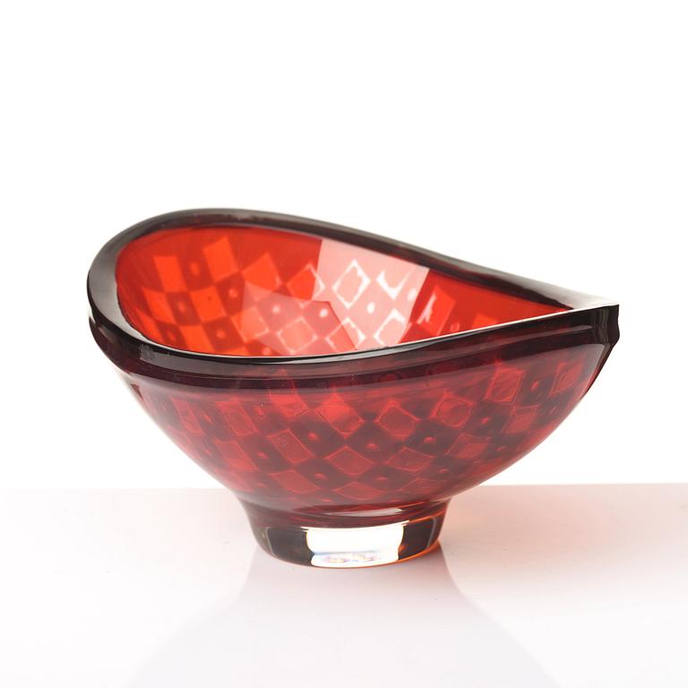 Sven Palmqvist, a "Ravenna" glass bowl, Orrefors, Sweden 1956.