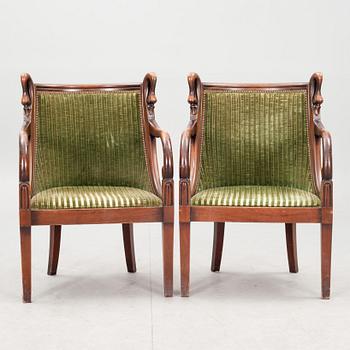 FÅTÖLJER, ett par. Empirestil, 1900-talets andra hälft.