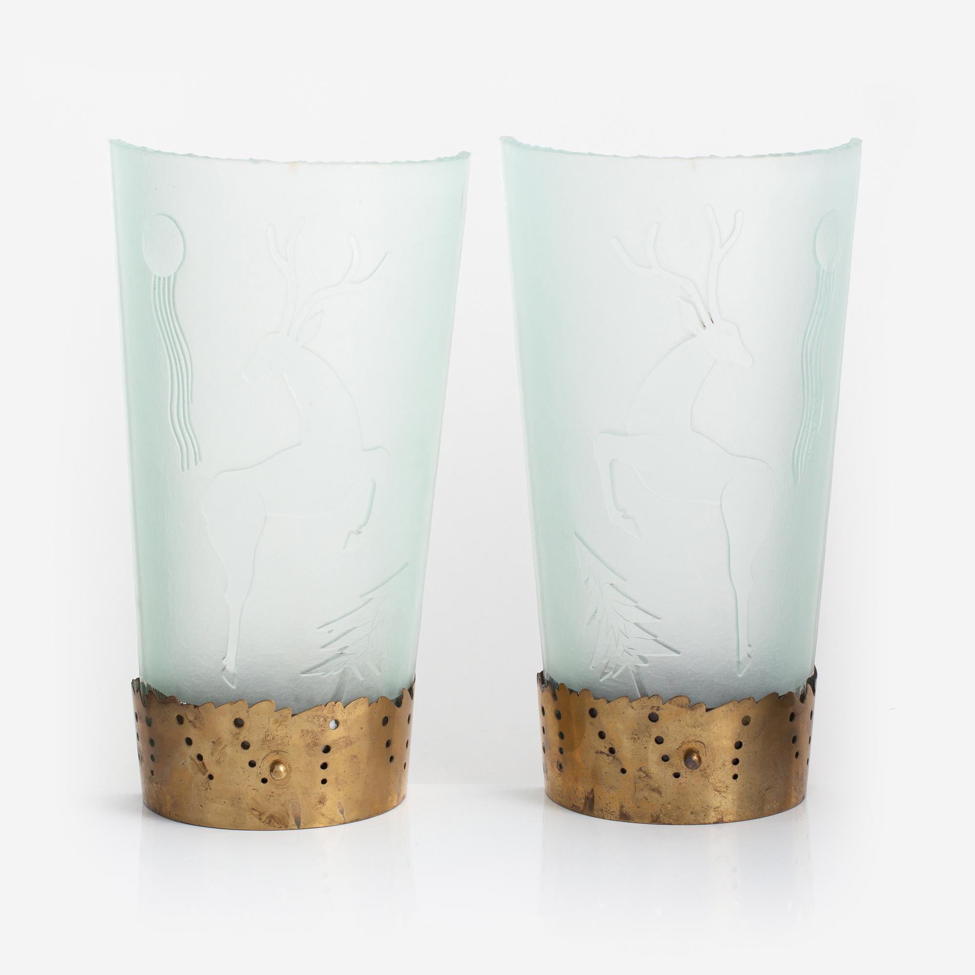 A Swedish Modern glass wall lamp, first half of the 20th Century.