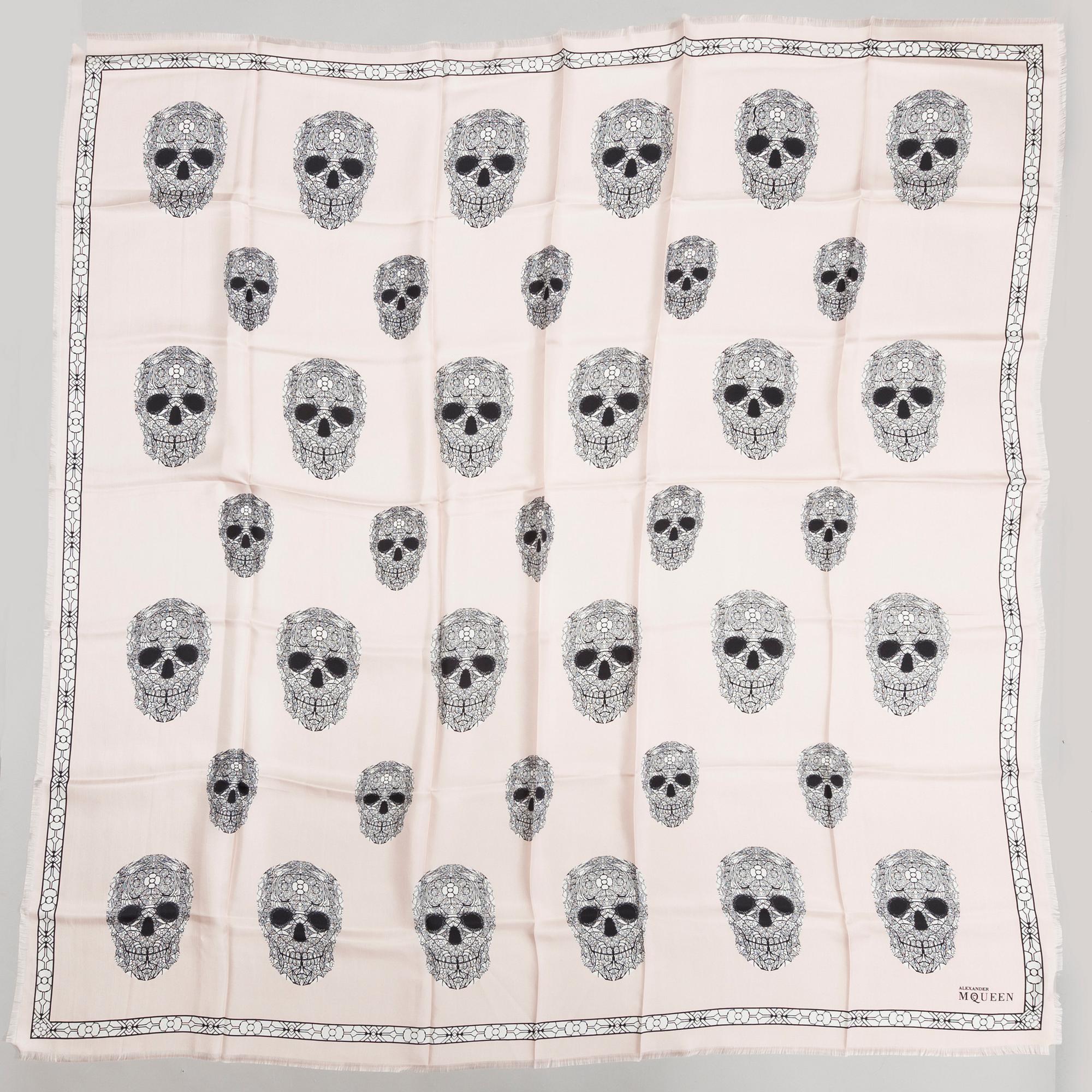 SCARF, Alexander Mc Queen.