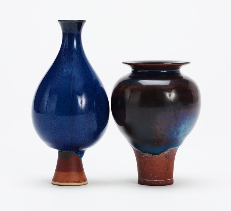 Two Wilhelm Kåge 'Farsta' stoneware vases, Gustavsberg studio ca 1951 (one without a year letter).