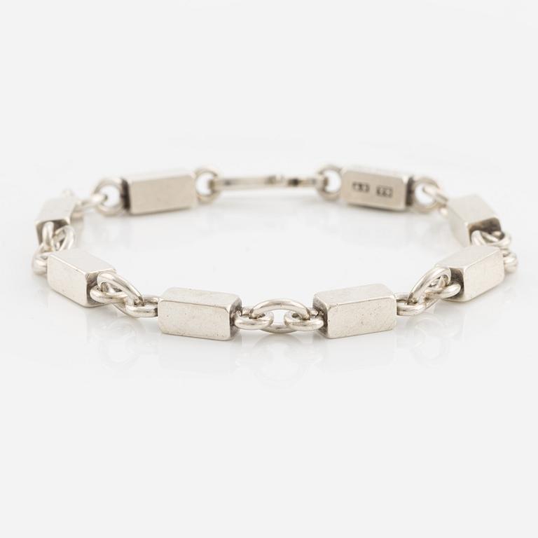 Wiwen Nilsson, bracelet and necklace, bar links, silver, Lund 1949 and 1953.