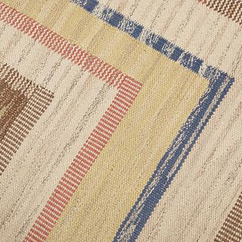 CARPET. "Ljusa bårdmattan". Flate weave. 220,5 x 126 cm. Signed MMF.