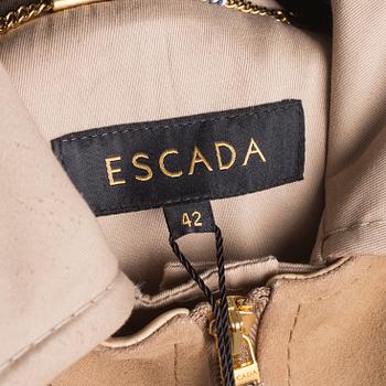 JACKA, Escada.