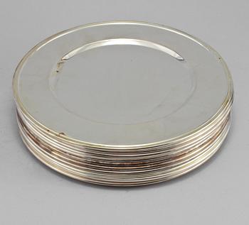 KUVERTTALLRIKAR, 12 st, vitmetall. 1900-talets andra hälft.