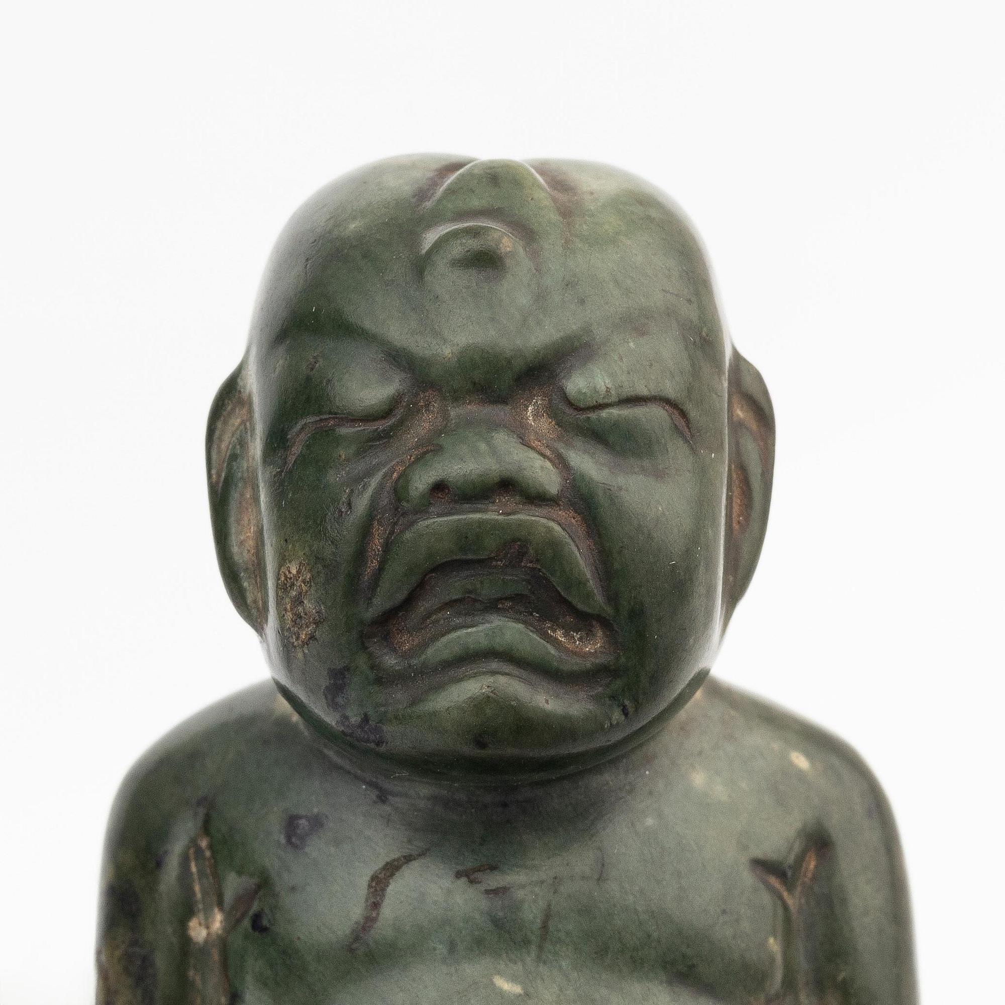 Figurin, grön sten, troligen Olmekisk 2500 f.Kr-250 e.Kr.