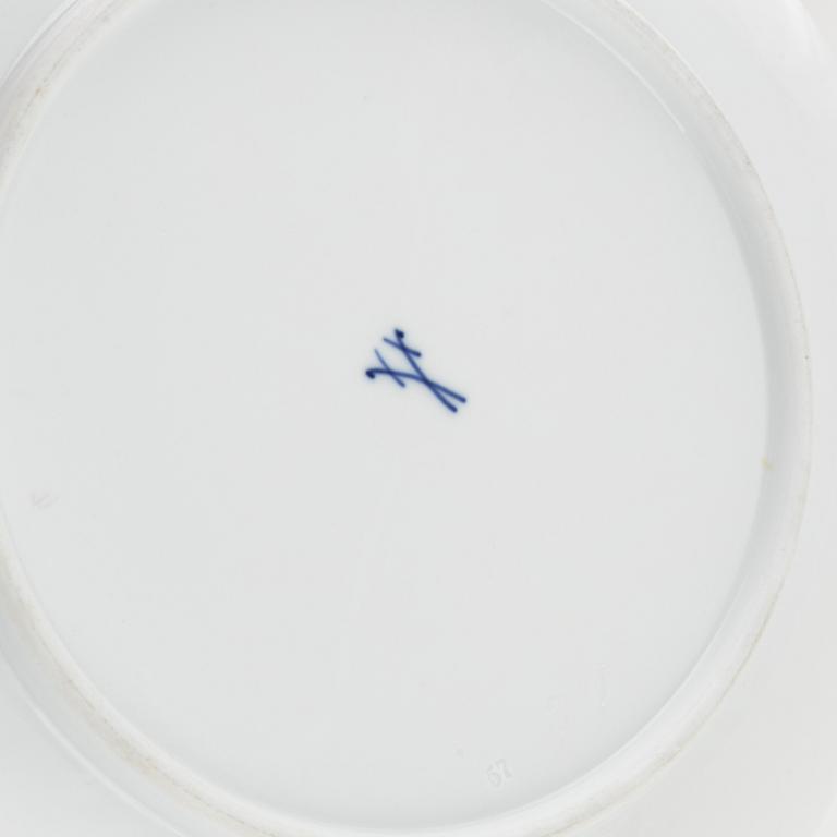A set of six Meissen porcelain plates, circa 1900.