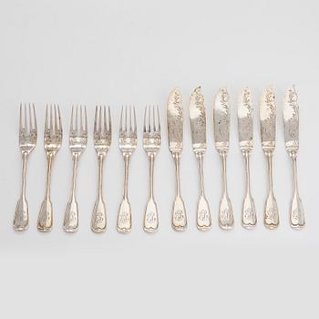 A 12-piece set of silver fish cutlery, Germany, around the turn of the 20th century.