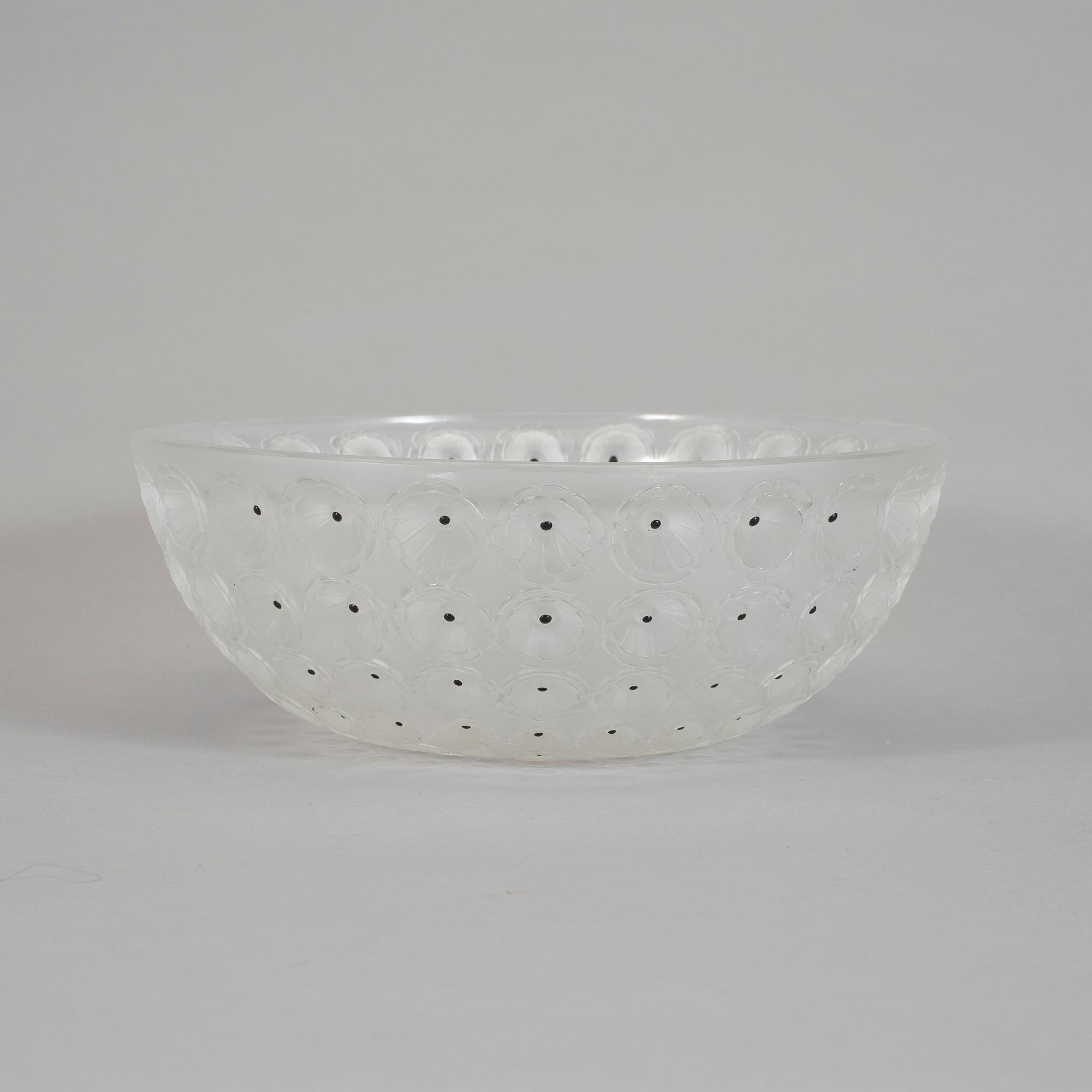 SKÅL, glas. Lalique, Frankrike.