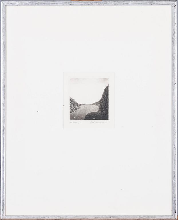 VÄINÖ ROUVINEN, akvatint och torrnål, signerad, daterad 1980 och märkt T.p.l'a. Konstnärens avdrag.