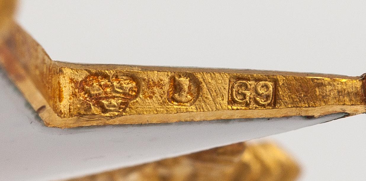 Nordstjärneorden, Riddare av första klassen, 18K guld, emalj. C.F. Carlman, Stockholm 1957.